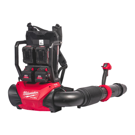 MILWAUKEE M18F2BPB-124 batohový fukár s dvomi akumulátormi
