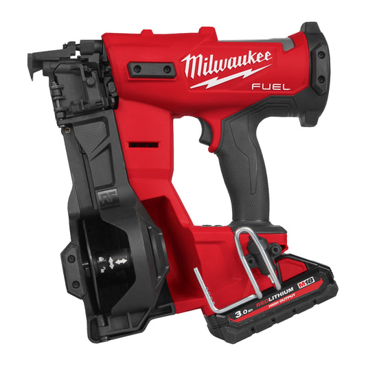 MILWAUKEE M18 FUEL™ Klincovačka na strešné krytiny